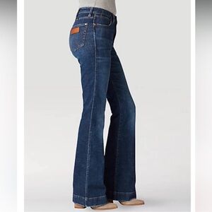 Wrangler Bailee Women's Flare Trouser Jeans - Blue